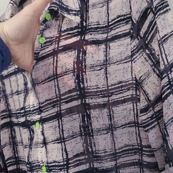 Anthropologie Esley Sheer Button Down Top - Picture 3 of 8